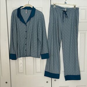 Flora Nikrooz Teal Geometric Pajama Set